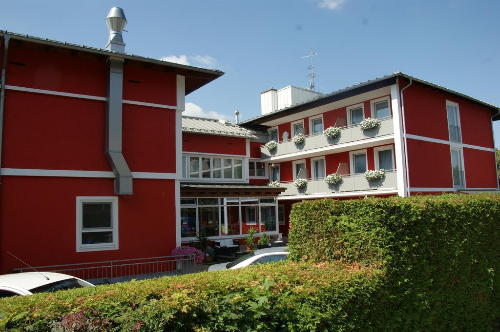 Haus Hildegard Hotel Bad Fussing Exterior photo