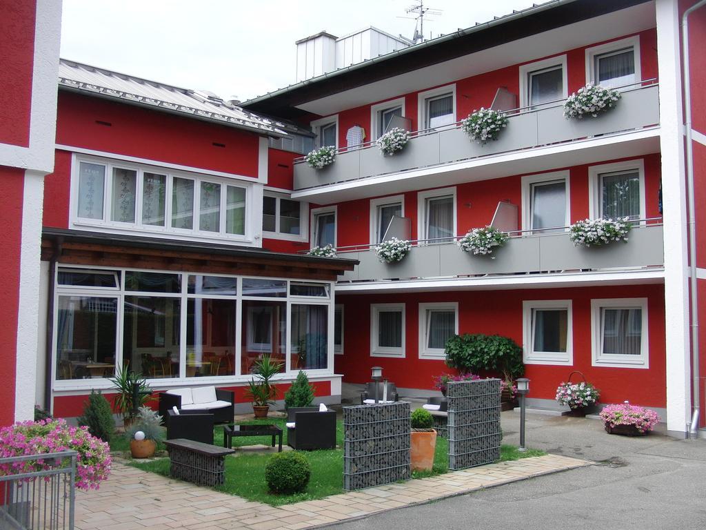 Haus Hildegard Hotel Bad Fussing Exterior photo